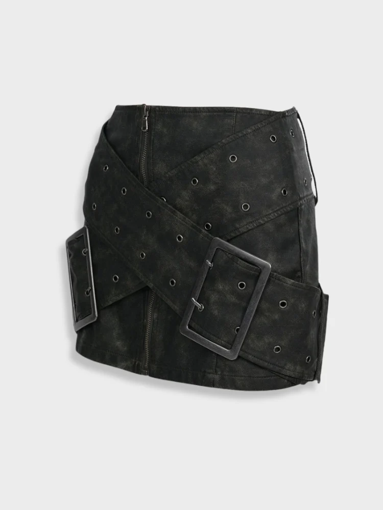 High Waist Metal Buckle Shorts - Image 3