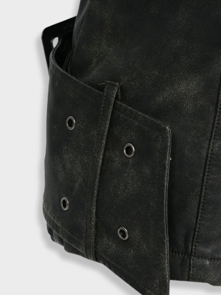 High Waist Metal Buckle Shorts - Image 6