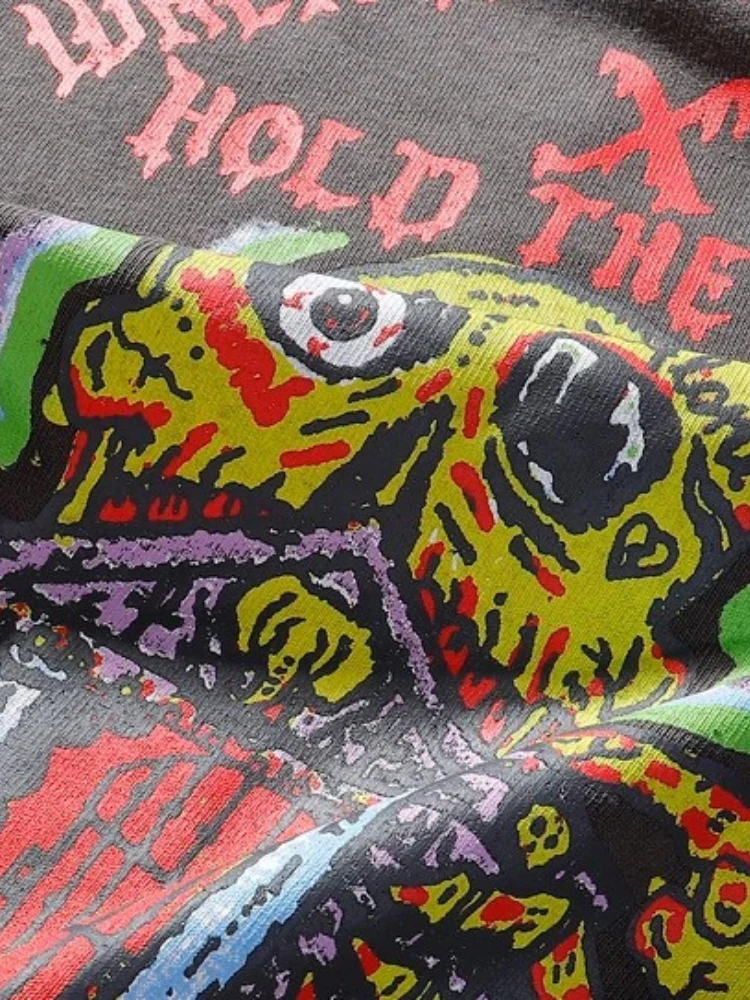 Hold the Gate Tee - Image 5