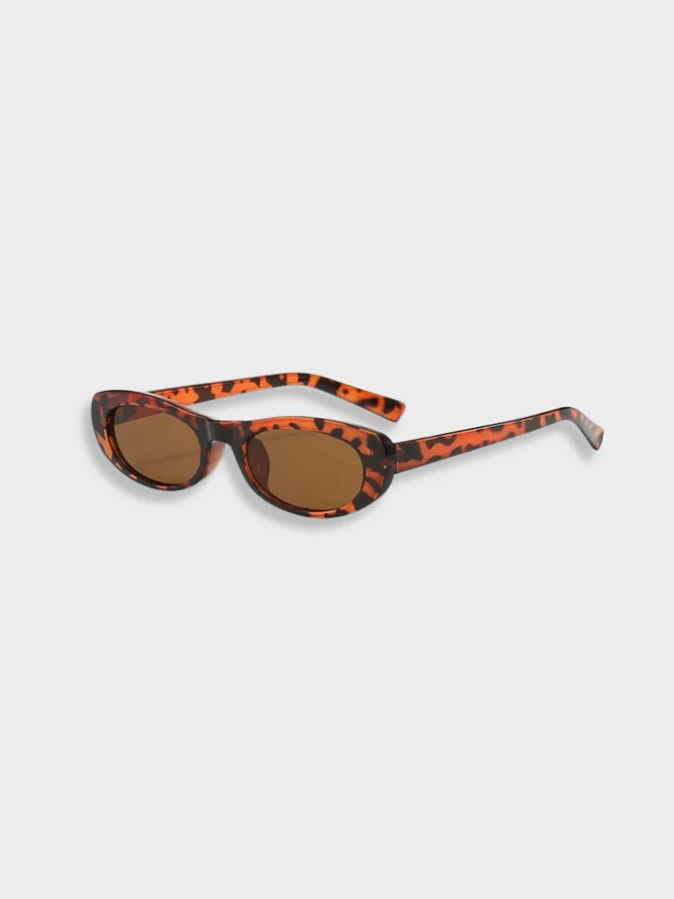 Vintage Cat Eye Sunglasses - Image 4