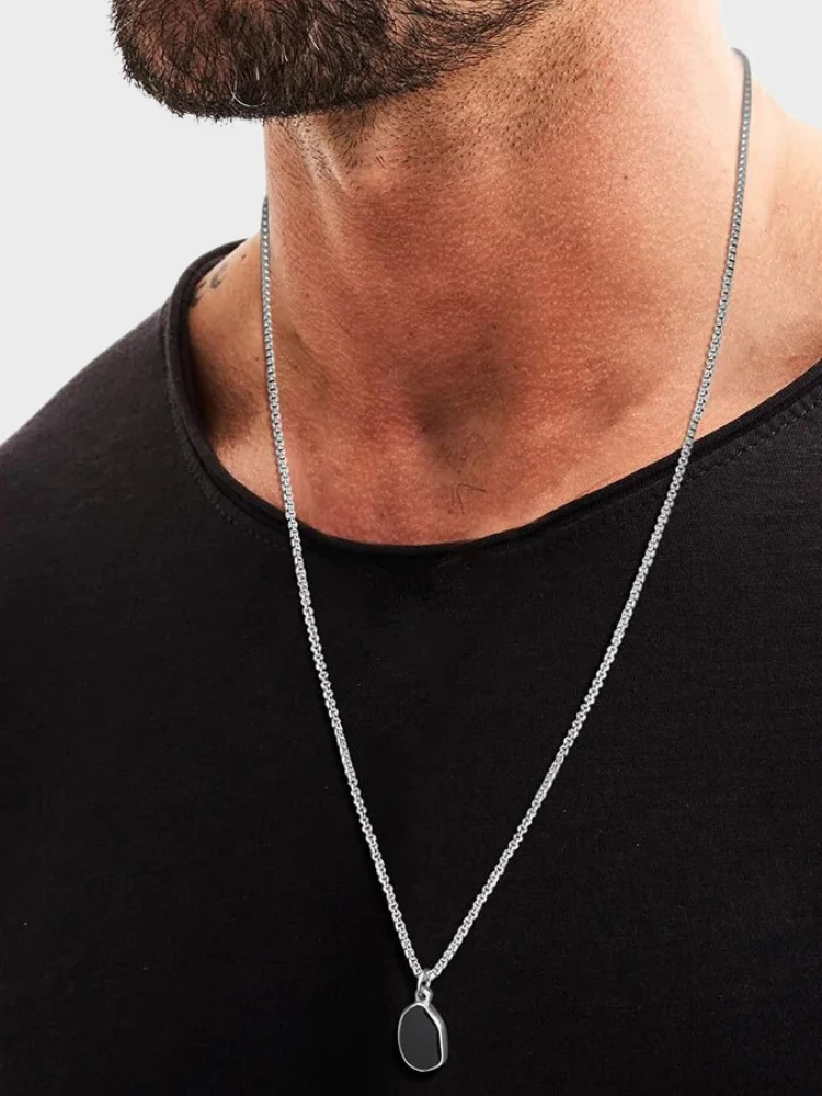 Vintage Oval Necklace - Image 2