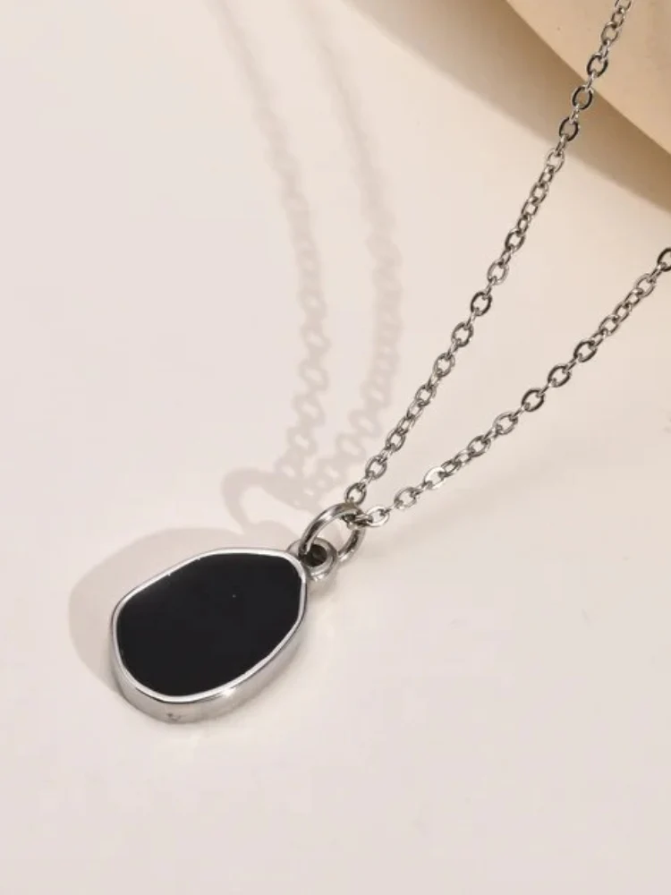 Vintage Oval Necklace - Image 6